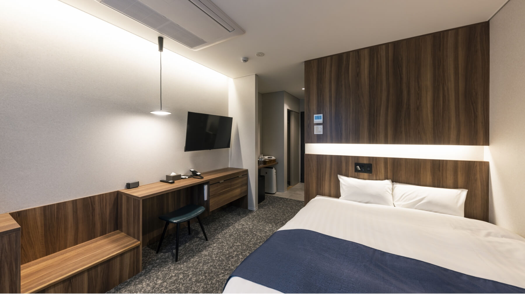 クイーンルーム内装